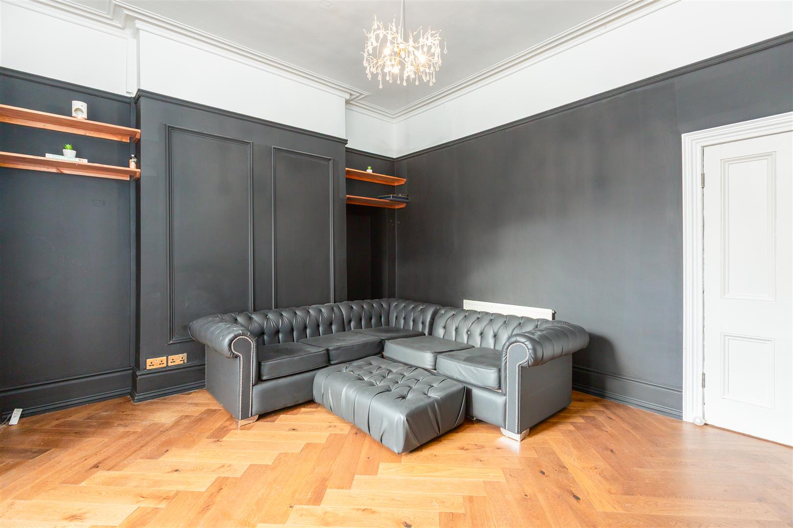 Queen Victoria Road, Llanelli, SA15 2TL